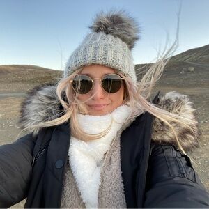 Meet your Posher, Alina